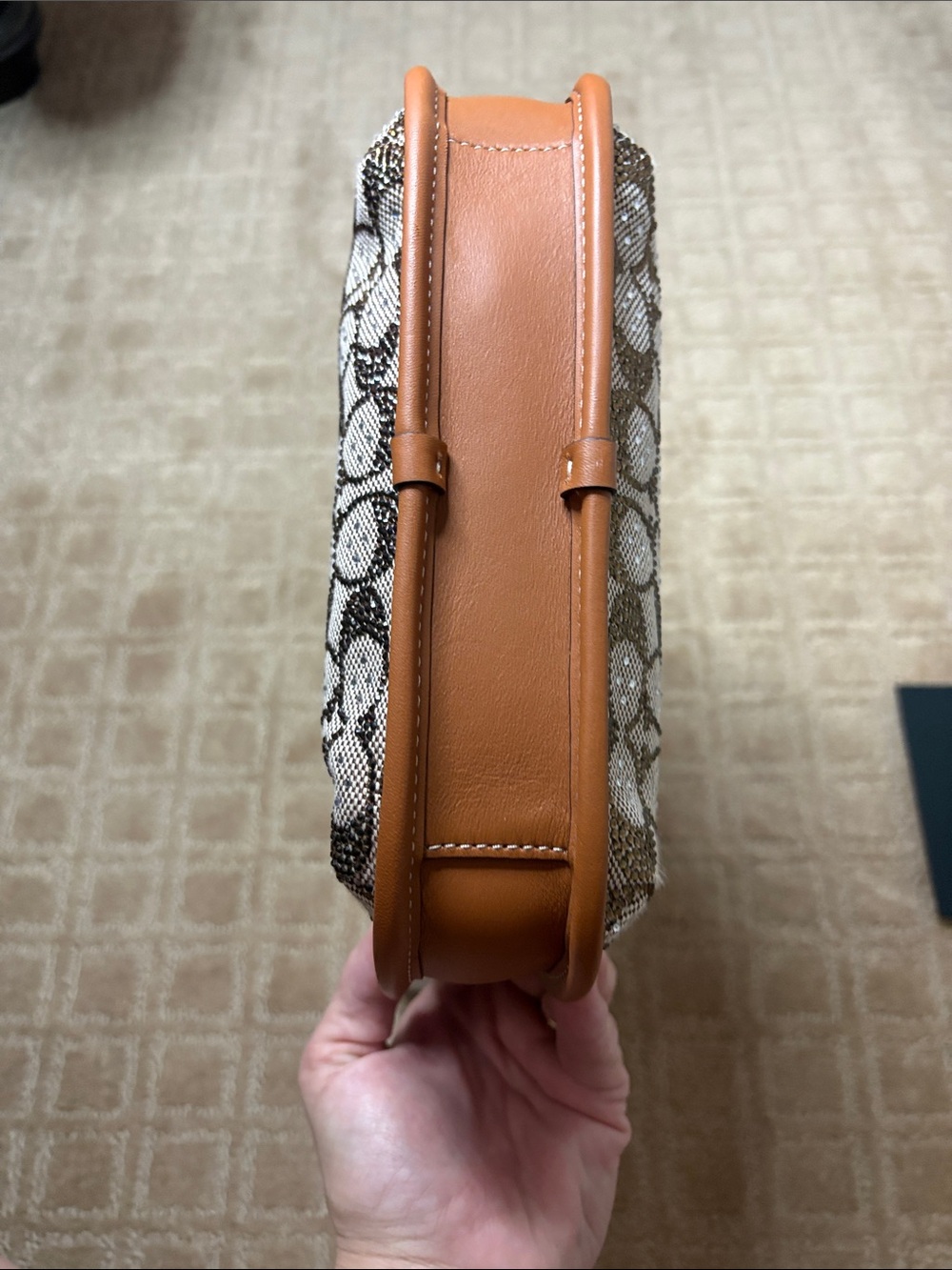 Coach Curve Zip in Crystal Jacquard - Picture 5 of 10